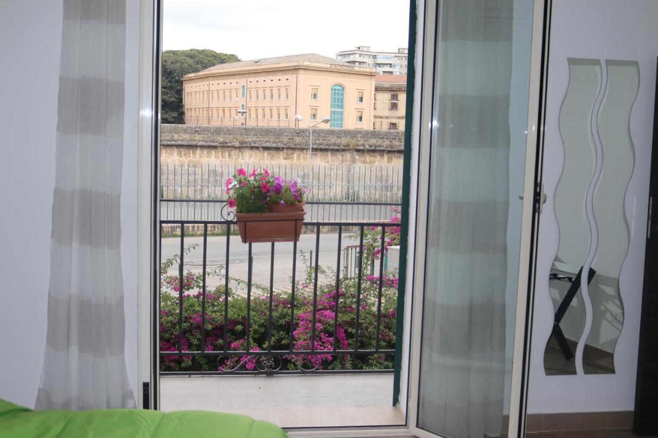 Le Torri Dell'Acqua Apartment ปาแลร์โม ภายนอก รูปภาพ