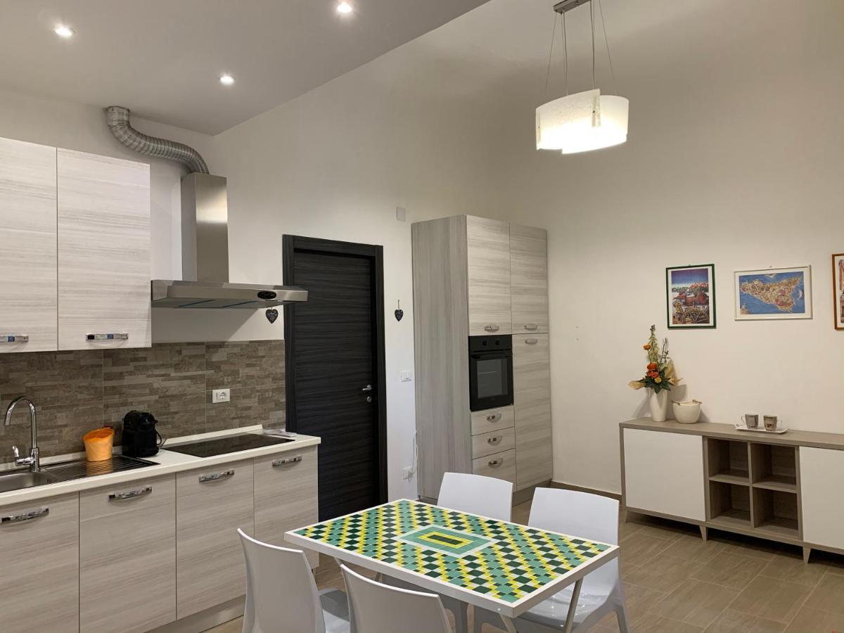 Le Torri Dell'Acqua Apartment ปาแลร์โม ภายนอก รูปภาพ